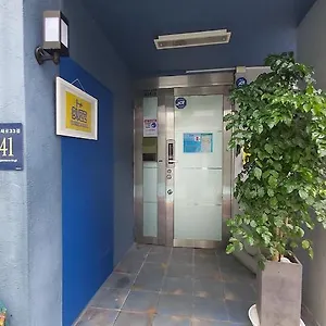 Konukevi Buzz **
