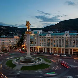 **** Hotel Courtyard By Marriott Gruzja